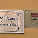 La Panchina Sul Corso Nyaraló Grassano