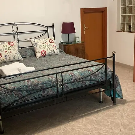 La Panchina Sul Corso Grassano